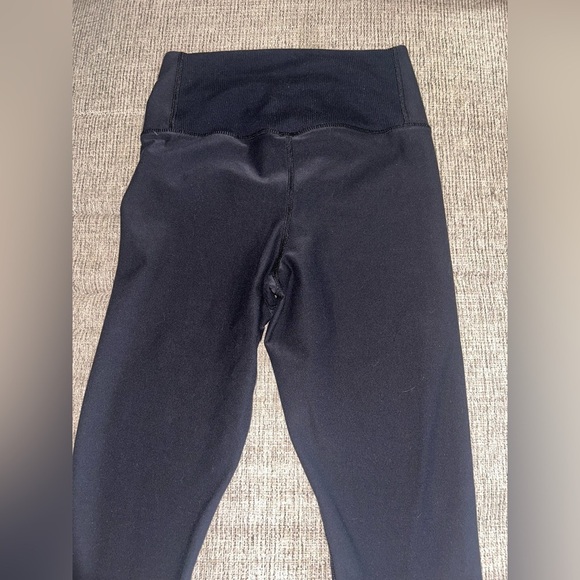 Nike Black Capris Essential Activewear - Picture 6 of 6